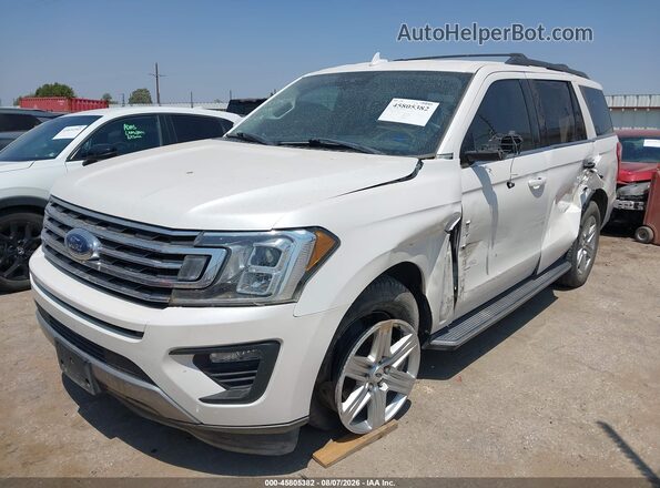 1FMJU1HT8JEA17660 2018 FORD EXPEDITION White Front left