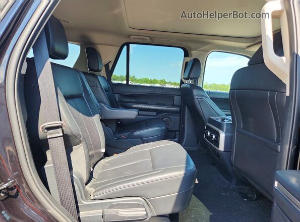 1FMJU1J89REA02487 2024 FORD EXPEDITION Черный Вид задней части салона