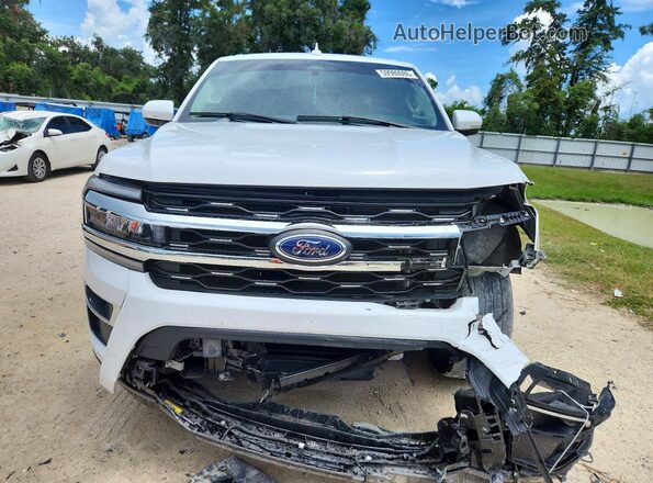 1FMJU1K82REA35975 2024 FORD EXPEDITION White Դիմացի տեսք