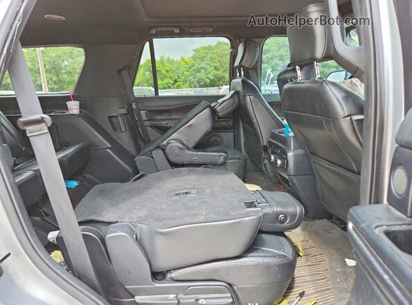 1FMJU1KT7LEA18407 2020 FORD EXPEDITION Silver Widok wnętrza z tyłu