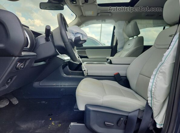 1FMJU1M86SEA00956 2025 FORD EXPEDITION Blue წინა სალონის ხედი