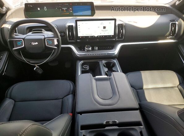 1FMJU1MG1SEA51157 2025 FORD EXPEDITION Черный Вид панели приборов