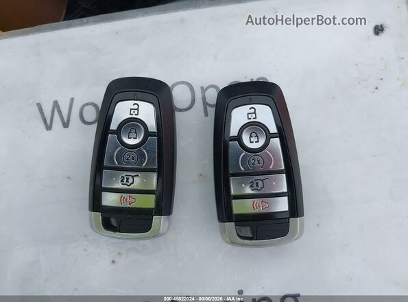 1FMJU2AT4JEA59226 2018 FORD EXPEDITION Black Widok deski rozdzielczej