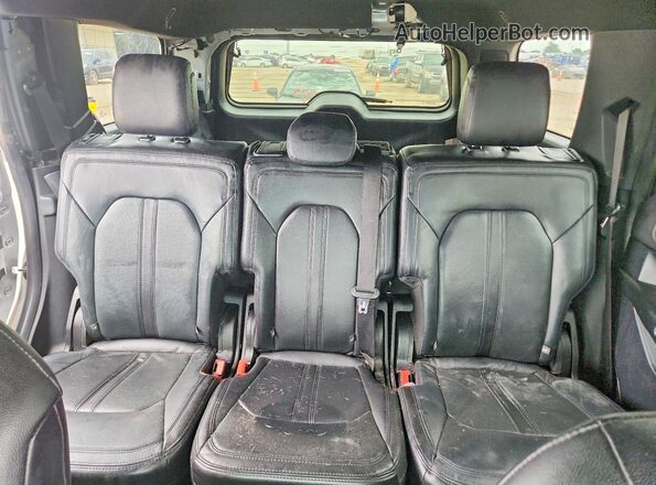 1FMJU2AT4LEA03922 2020 FORD EXPEDITION Silver Vista de los asientos traseros