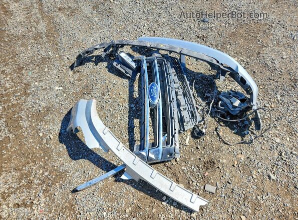 1FMJU2AT5HEA69810 2017 FORD EXPEDITION Silver Widok naklejki z numerem VIN