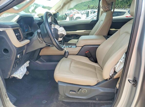 1FMJU2AT6NEA26007 2022 FORD EXPEDITION Silver Front interior view