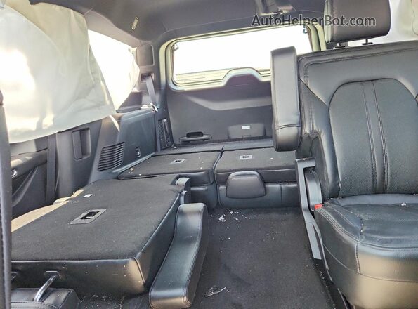 1FMJU2AT8LEA85203 2020 FORD EXPEDITION Red Rear seats view