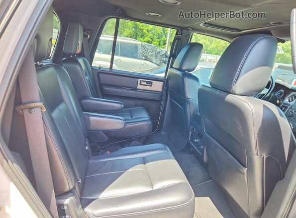 1FMJU2ATXHEA44529 2017 FORD EXPEDITION White Widok wnętrza z tyłu