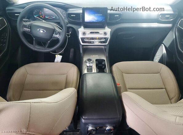 1FMSK7BH9MGB28020 2021 FORD EXPLORER White Widok deski rozdzielczej
