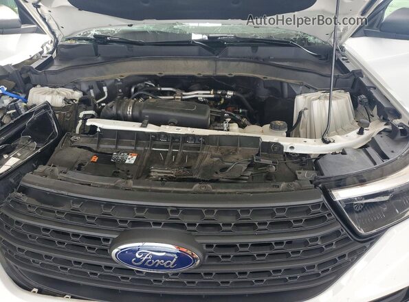 1FMSK7BH9MGB28020 2021 FORD EXPLORER White Widok wnętrza z tyłu