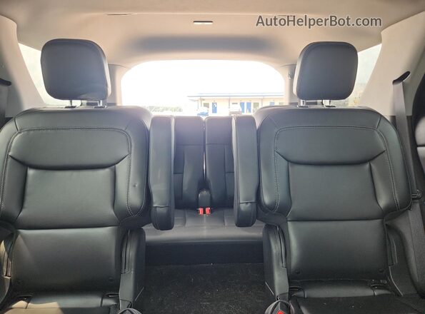 1FMSK7DH1PGB90853 2023 FORD EXPLORER Gray Rear seats view