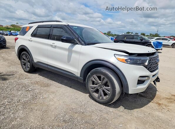 1FMSK7DH2NGB69684 2022 FORD EXPLORER White Front right