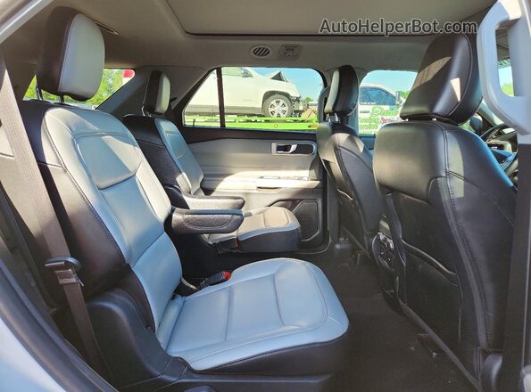 1FMSK7DH3MGA41274 2021 FORD EXPLORER Белый Вид задней части салона