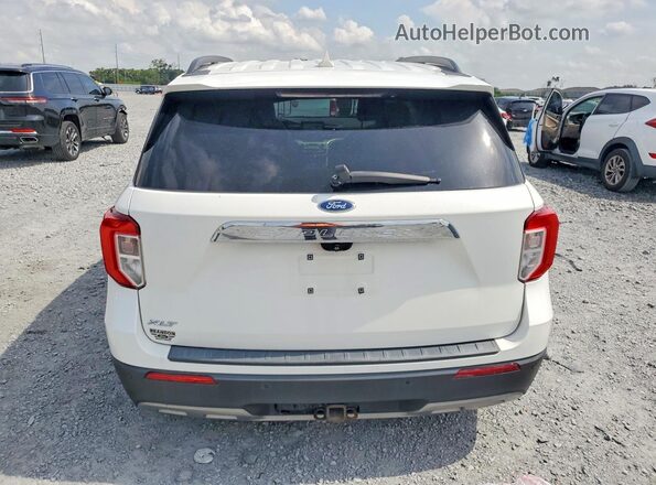 1FMSK7DH3NGA43947 2022 FORD EXPLORER White Հետևի տեսք