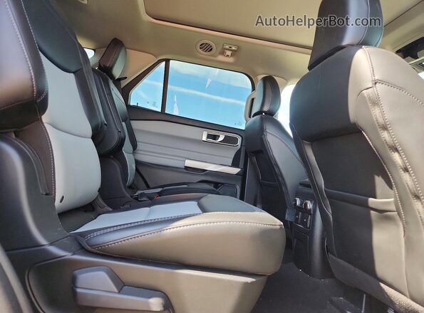 1FMSK7DH3RGA16219 2024 FORD EXPLORER Black Սալոնի հետևի տեսք