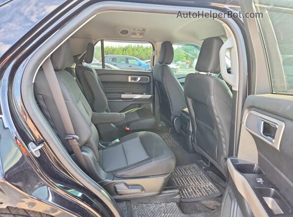 1FMSK7DH3RGA33005 2024 FORD EXPLORER Black Widok wnętrza z tyłu
