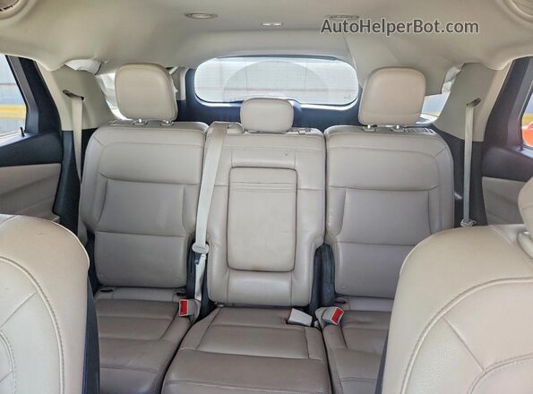 1FMSK7DH5LGC28031 2020 FORD EXPLORER White უკანა სავარძლების ხედი