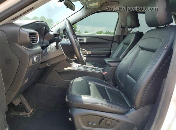 1FMSK7DH5NGA49491 2022 FORD EXPLORER Белый Вид салона спереди