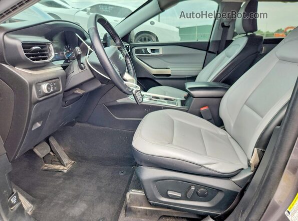 1FMSK7DH6MGC26676 2021 FORD EXPLORER Серый Вид салона спереди
