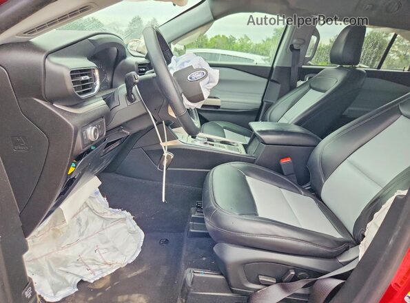 1FMSK7DH6NGB99321 2022 FORD EXPLORER Красный Вид салона спереди