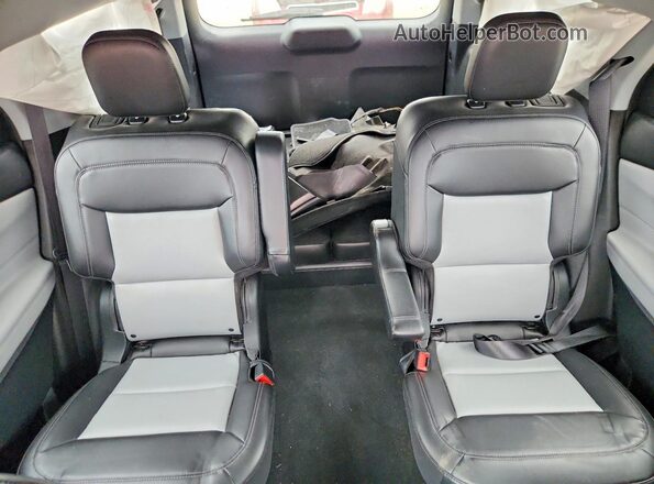 1FMSK7DH6NGB99321 2022 FORD EXPLORER Красный Вид задних сидений