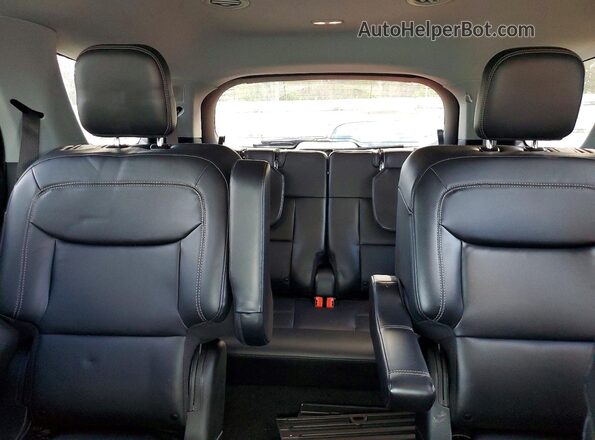 1FMSK7DH7NGB99425 2022 FORD EXPLORER Белый Вид задних сидений