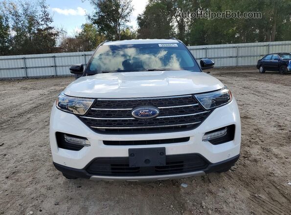 1FMSK7DH7NGB99425 2022 FORD EXPLORER Белый Вид спереди