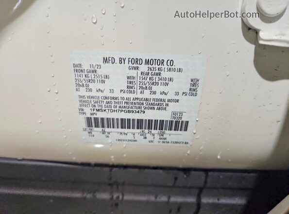 1FMSK7DH7PGB93479 2023 FORD EXPLORER White Սալոնի 360 աստիճան տեսք