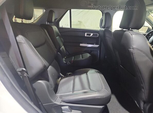 1FMSK7DH7PGB93479 2023 FORD EXPLORER White Սալոնի հետևի տեսք