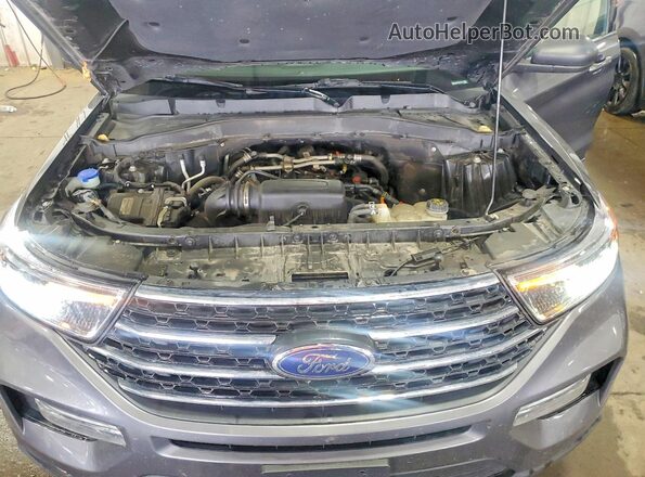 1FMSK7DH7RGA71336 2024 FORD EXPLORER Gray Vista interior trasera