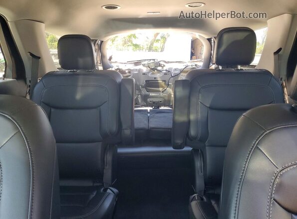 1FMSK7DH8PGB76917 2023 FORD EXPLORER Gray უკანა სავარძლების ხედი
