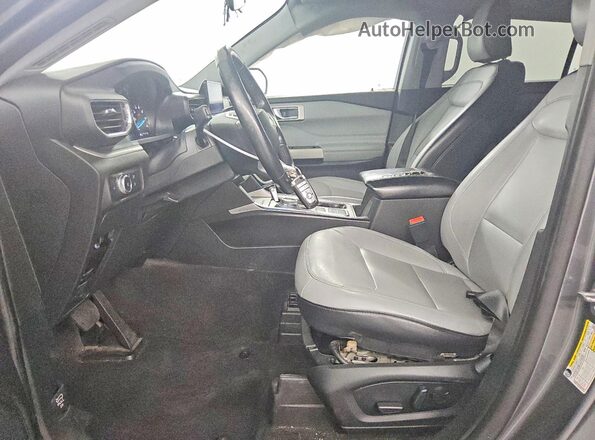 1FMSK7DH9MGA31252 2021 FORD EXPLORER Серый Вид салона спереди