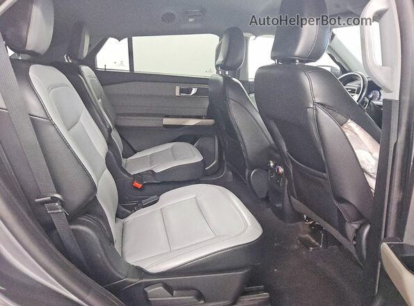 1FMSK7DH9MGA31252 2021 FORD EXPLORER Серый Вид задней части салона