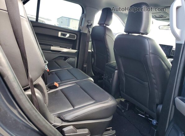 1FMSK7DH9RGA50407 2024 FORD EXPLORER Charcoal Вид задніх сидінь