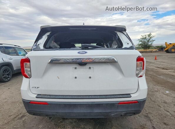 1FMSK7DHXMGB18240 2021 FORD EXPLORER White Вид ззаду
