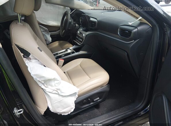 1FMSK7DHXRGA02513 2024 FORD EXPLORER Black Front interior view