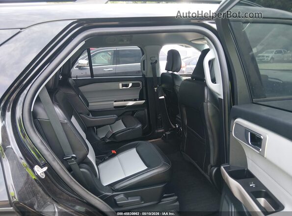 1FMSK7DHXRGA64879 2024 FORD EXPLORER Black Vista de la etiqueta del VIN