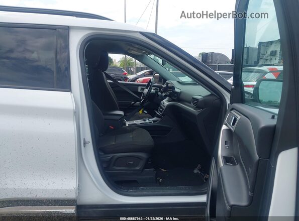 1FMSK7DHXRGA88633 2024 FORD EXPLORER White Вид салону спереду