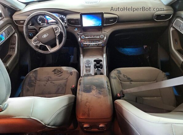 1FMSK7FH0MGB05719 2021 FORD EXPLORER Silver Widok deski rozdzielczej