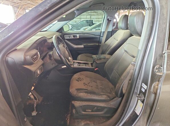 1FMSK7FH0MGB05719 2021 FORD EXPLORER Silver Widok wnętrza z przodu