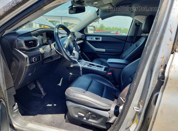 1FMSK7FH2RGA05323 2024 FORD EXPLORER Silver Вид салону спереду