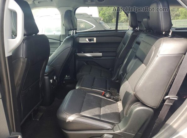 1FMSK7FH2RGA25040 2024 FORD EXPLORER Gray უკანა სალონის ხედი
