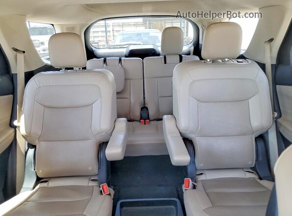 1FMSK7FH3LGA80376 2020 FORD EXPLORER Blue Rear seats view