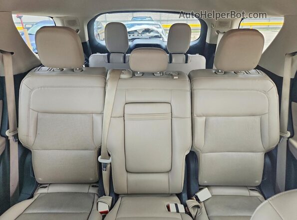 1FMSK7FH6MGB55203 2021 FORD EXPLORER White Вид задніх сидінь
