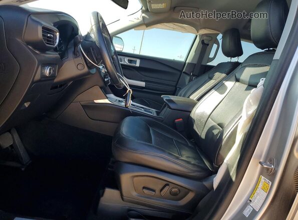 1FMSK7FH8MGB88493 2021 FORD EXPLORER Silver Սալոնի դիմացի տեսք