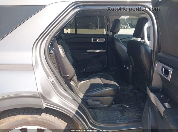 1FMSK7FH9NGA21285 2022 FORD EXPLORER Gray Vista de la etiqueta del VIN
