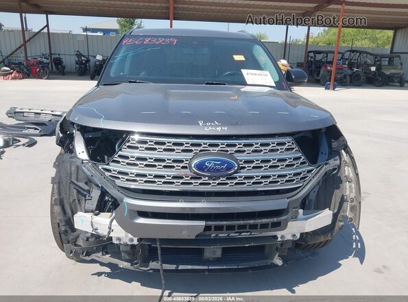 1FMSK7FH9NGA21285 2022 FORD EXPLORER Gray Vista interior trasera