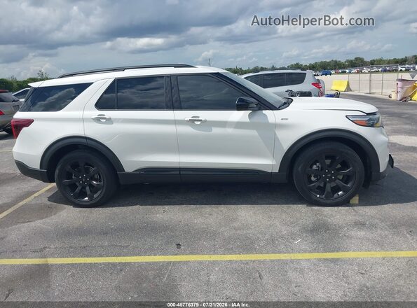 1FMSK7KH9RGA50359 2024 FORD EXPLORER Белый Вид задней части салона