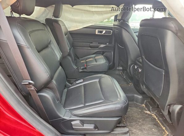 1FMSK8DH0LGA51863 2020 FORD EXPLORER Red Rear seats view