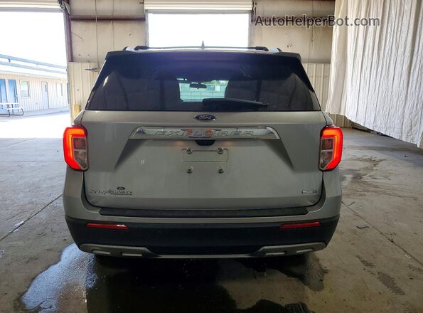 1FMSK8DH0LGC85047 2020 FORD EXPLORER Silver Вид ззаду